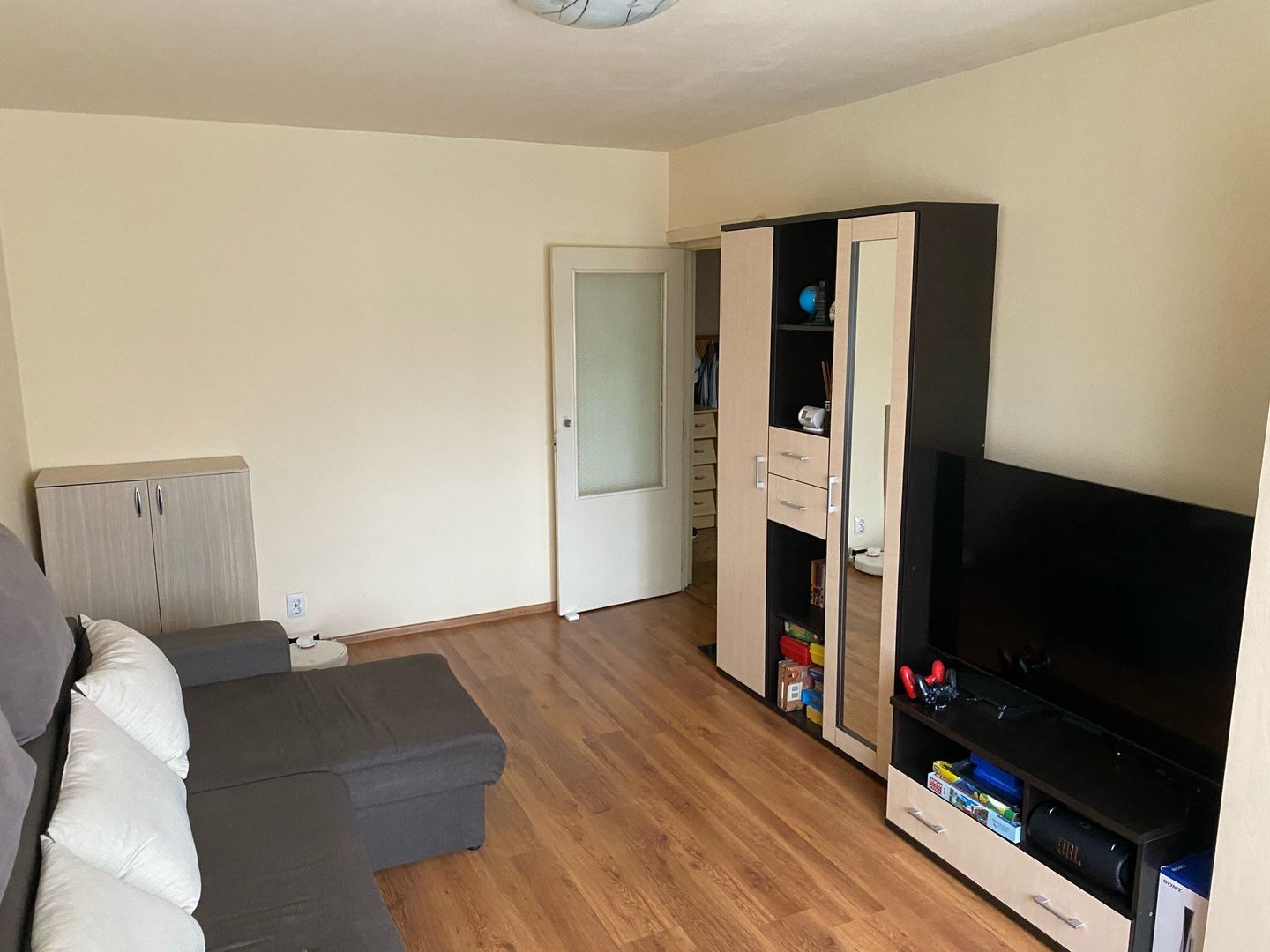 Apartament 2 camere zona Lipovei - Poză 1