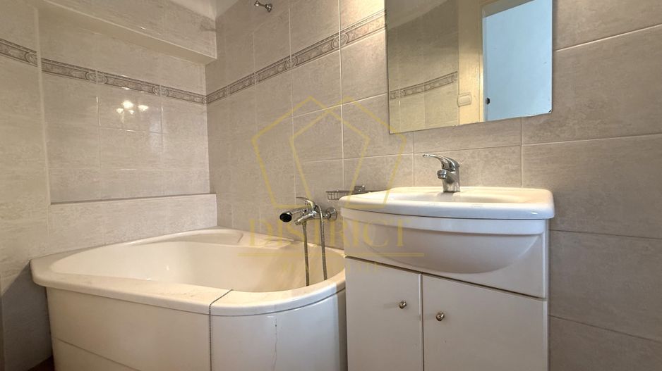 Spatiu pentru birouri, curte interioara si VAD | Balcescu - Poză 8