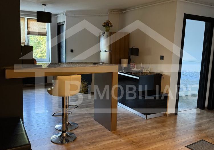 Apartament cu 3 camere, 90mp,  garaj, Zona E.On - Poză 1