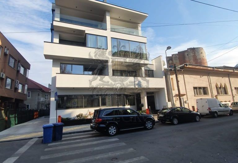Vanzare | Cazzavillan | 4 Camere | 170 mp | Terasa 33 mp - Poză 2