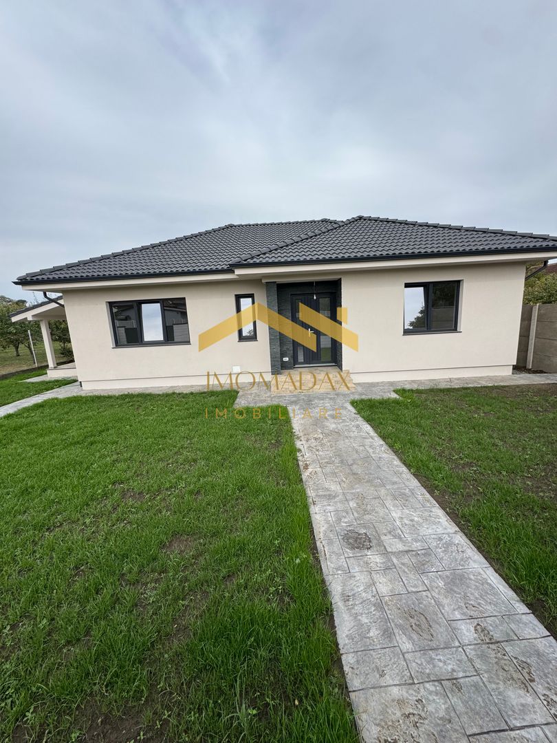 Casa Individuală -4 camere - 2 băi - Poză 1