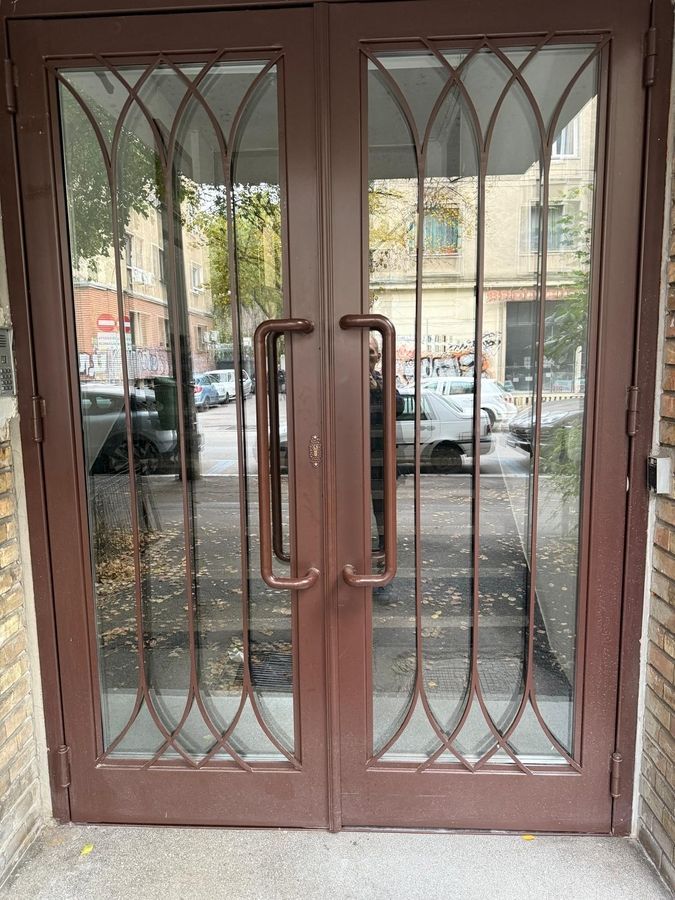 Studio de vanzare - Poză 10