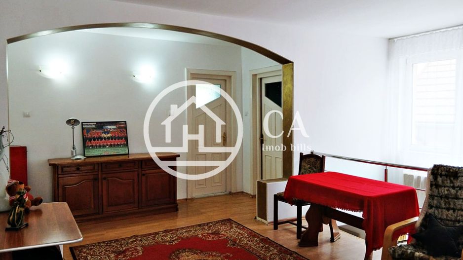 Casă cu 7 camere de închiriat în zona Gheorghe Doja, Oradea - Poză 11