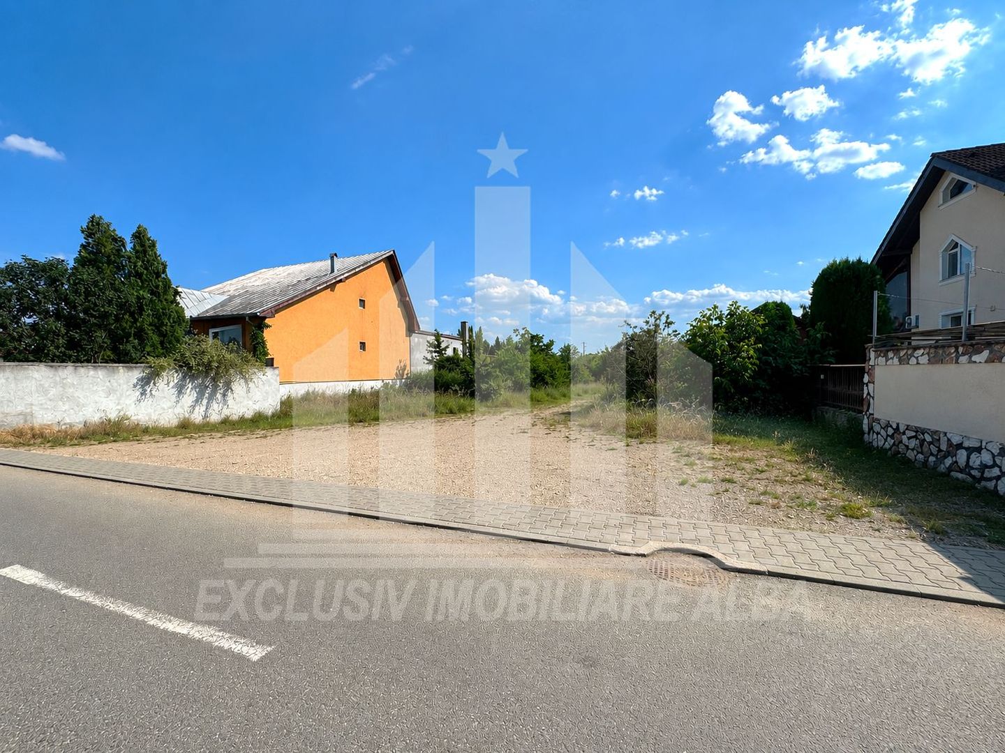 Teren intravilan | De vanzare | 2200 mp | 20 ml deschidere | Cetate - Poză 3
