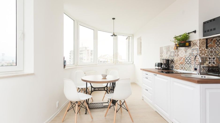 🏡 Apartament 2 camere de închiriat – Zonă centrală, Piața Cipariu - Poză 1