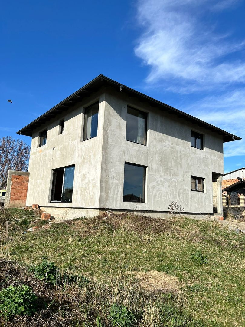 Vand vila la gri in Falticeni - Poză 2