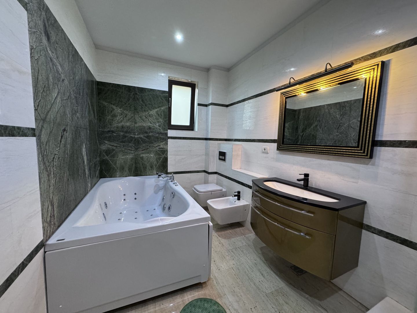 Imobil 600mp construiti curte 550mp Timpuri Noi Tineretului - Poză 13