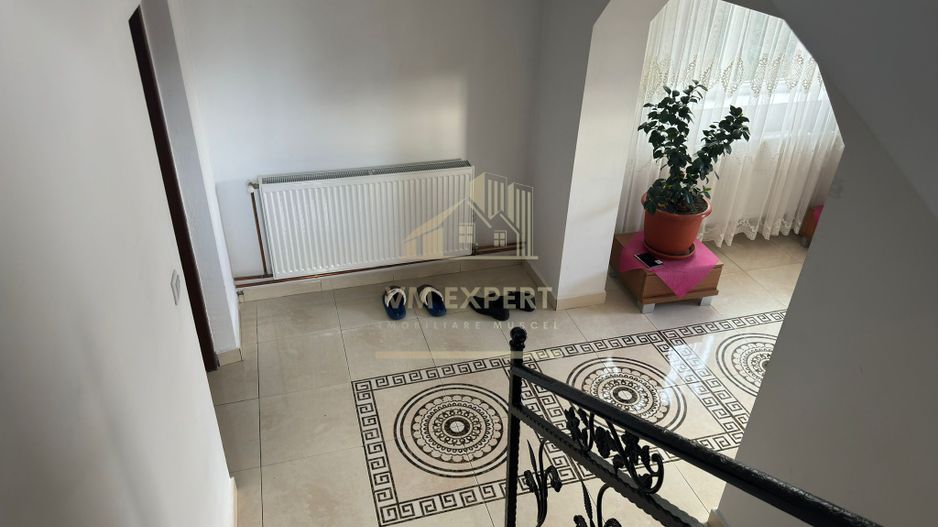 VILA 5 CAMERE TEREN 1200 MP, LAZARESTI (SCHITU GOLESTI) - Poză 4