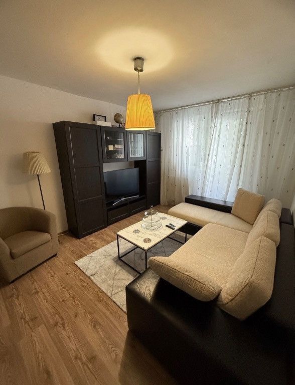 Apartament decomandat 2 camere Victoriei - Poză 1
