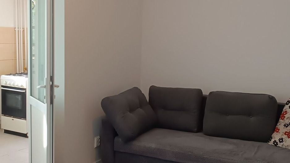 AP. 2 CAMERE- APARATORI, PET-FRIENDLY, BUCATARIE INCHISA, METROU - Poză 2
