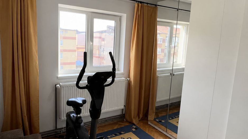 Apartament 3 camere, decomandat, 73 mpu, 1 balcon, Cetate, Alba Iulia - Poză 3