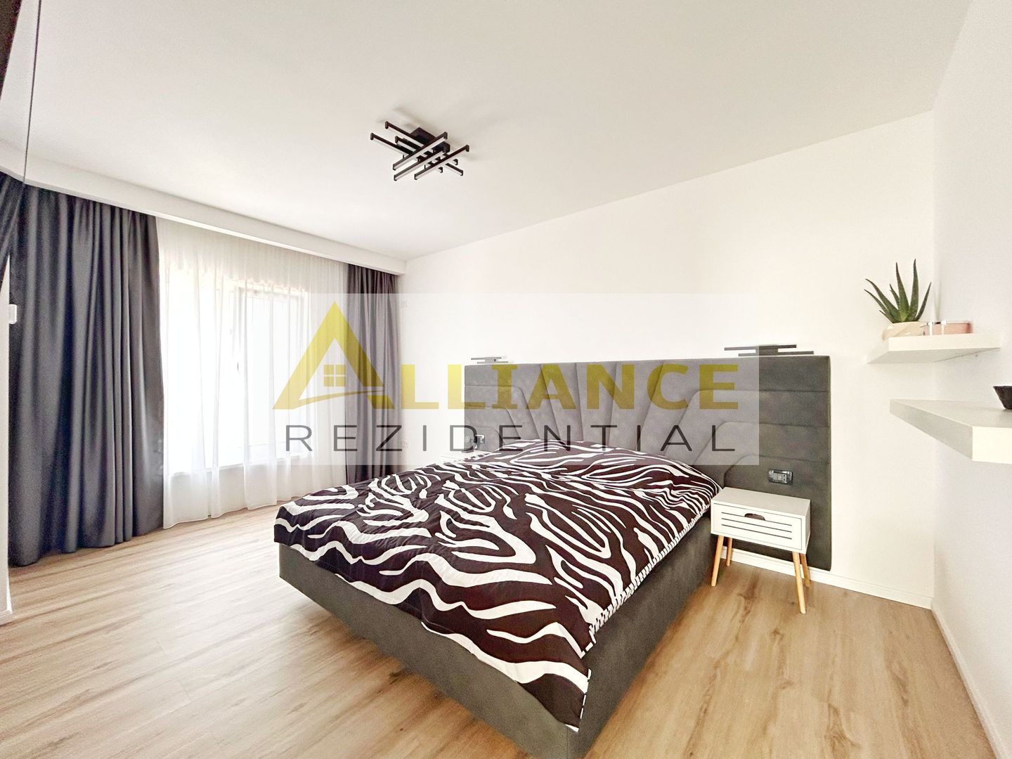 VILA INDIVIDUALA MODERNA | P+1E | 4 camere | Incalzire prin pardoseala - Poză 13
