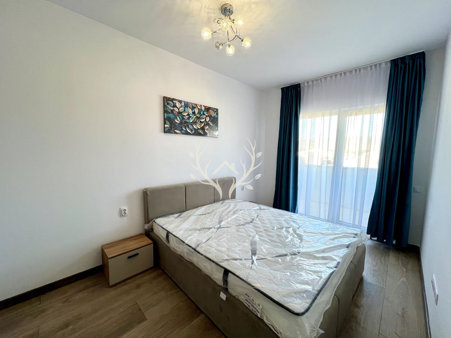 Apartament 2 camere, bloc nou 2025, terasa spatioasa – Str. Eroilor - Poză 3