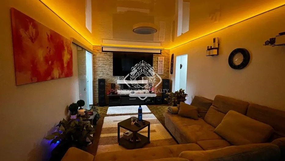 Apartament 4 camere de vanzare in zona Berceni (Emil Racovita) - Poză 1