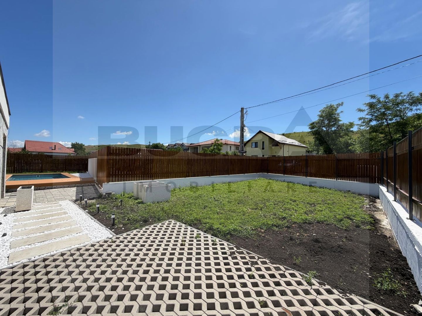Casa unifamiliara de 170mp, teren 550mp, piscina, garaj, Sannicoara - Poză 10