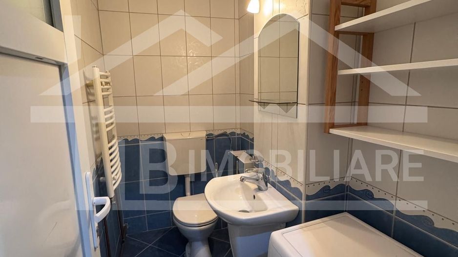 Apartament cu 3 camere, 65 mp, decomandat, Zona UMFST - Poză 11