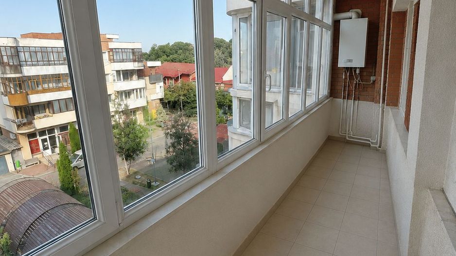 Apartament 3 Camere - Marghita - Poză 3