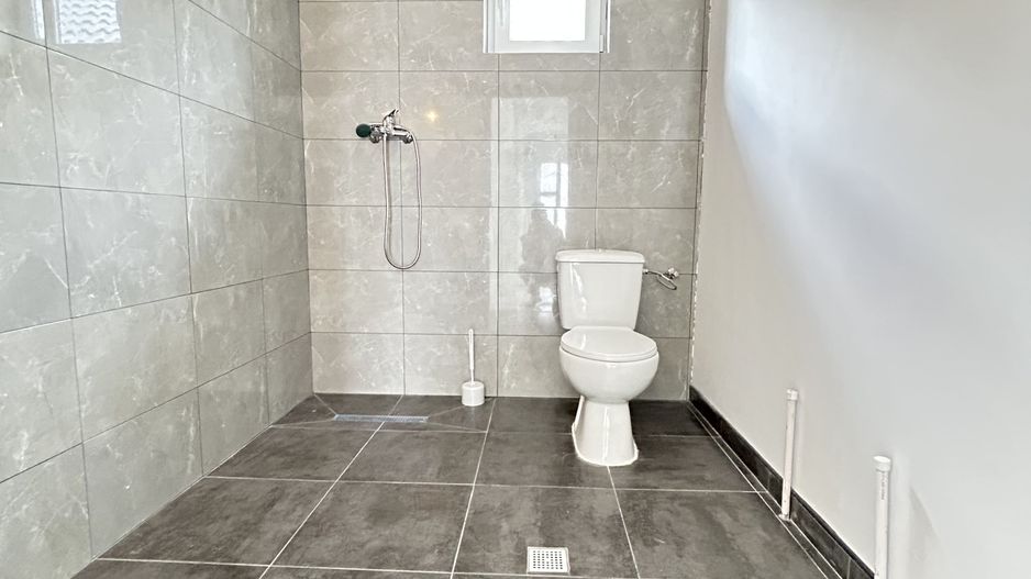 Casa din BCA c-tie 2025 – Pecineaga – apa/canalizare/curent - Poză 11