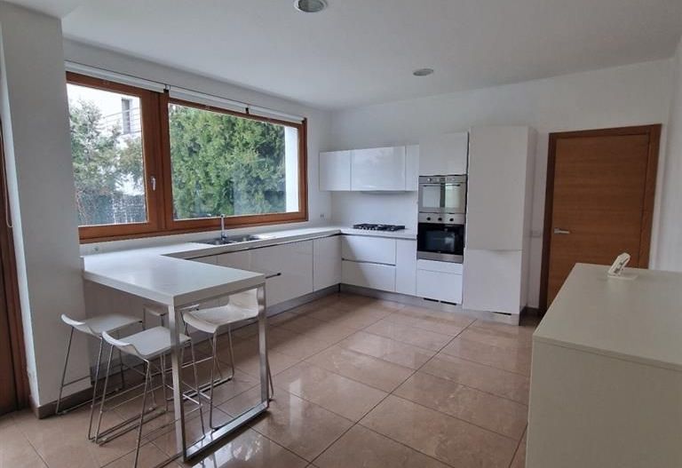 Vila cu Piscina & Garaj | Pipera | Erou Iancu Nicolae - Poză 12