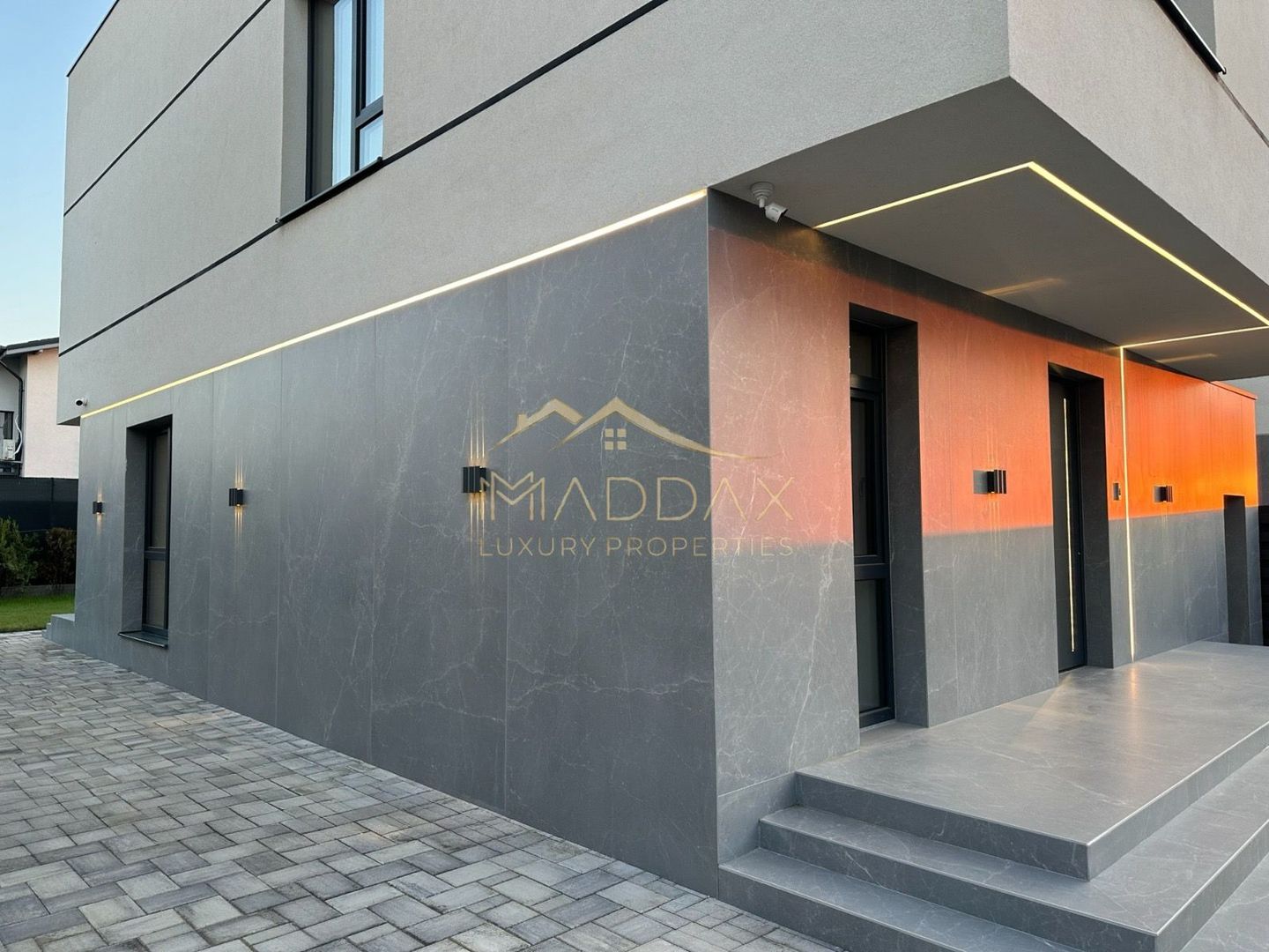 Vila individuala *432mp* + curte // 6 locuri Parcare / Pipera-Tunari - Poză 1