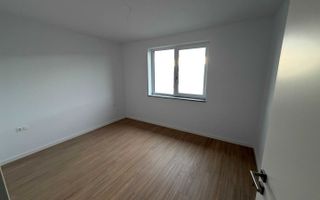 Apartament de vanzare, 3 camere, boxa inclusa, parcare. - Poză 6