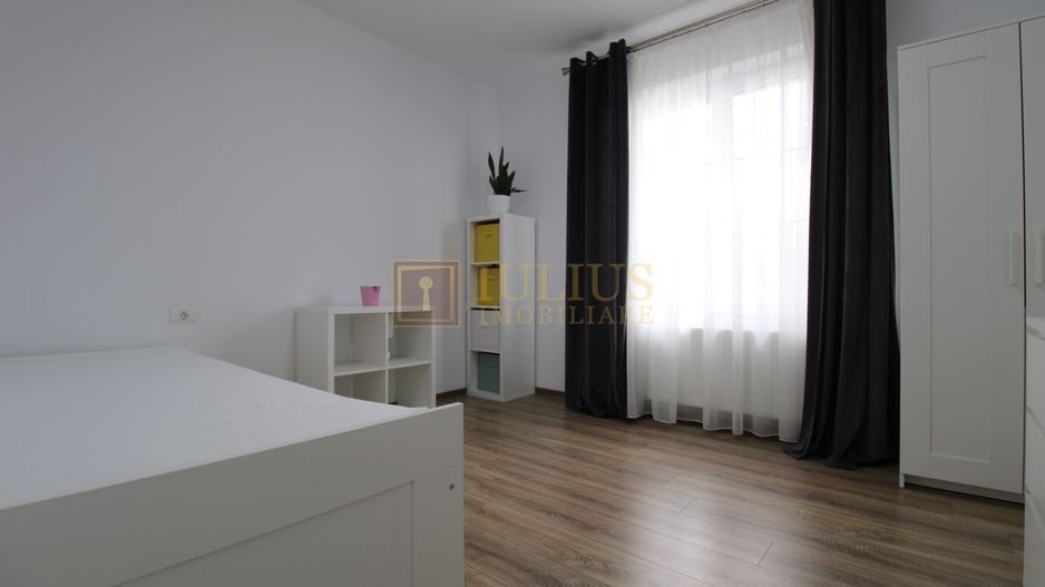 Zona Cora - Dumbravita, 5 camere + 2 bai. - Poză 20