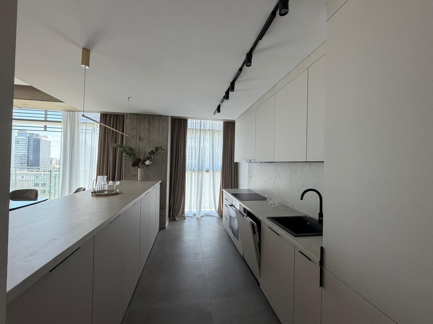Apartament elegant cu 4 camere | UpSite | Facilități premium - Poză 13