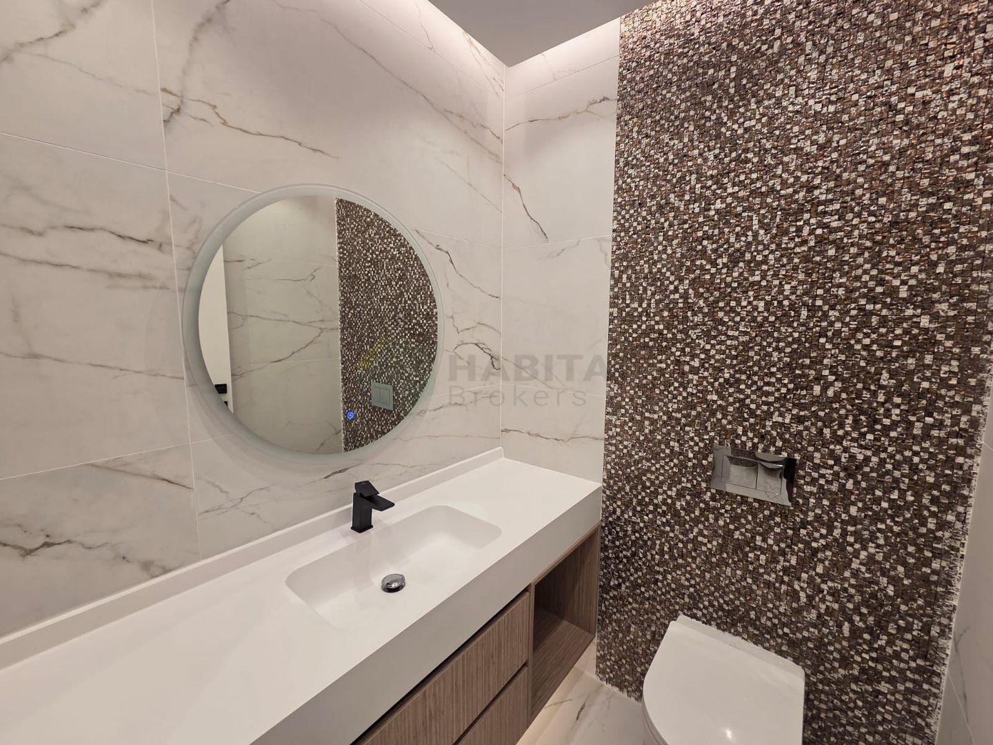 Apartament spectaculos cu grădină privată de 152 mp – disponibil spre închiriere - Poză 29