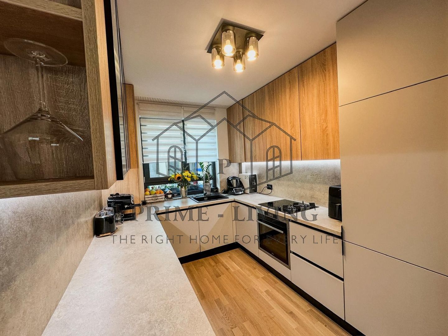 VILA COMPLET MOBILATĂ  LA VANZARE, IN COMPLEX REZIDENTIAL - Poză 3