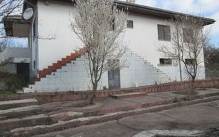 Vand Vila si teren cu deschidere la lac (5128mp) - Poză 1