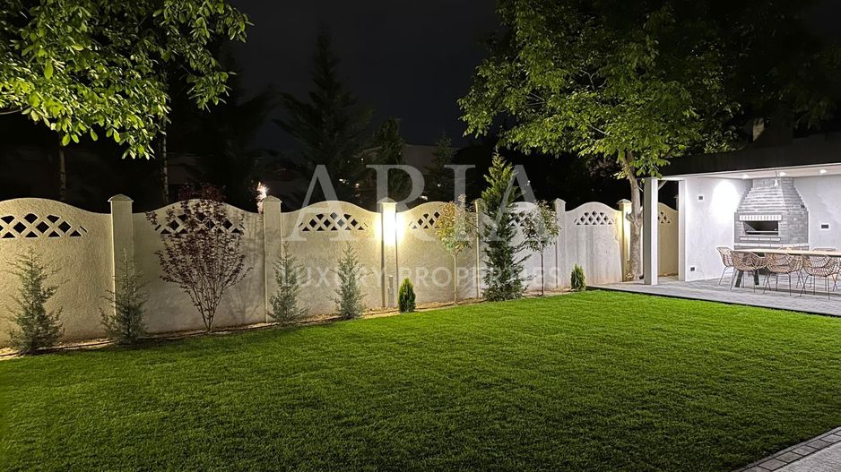 Vila de LUX cu 7 camere IANCU NICOLAE - Poză 17