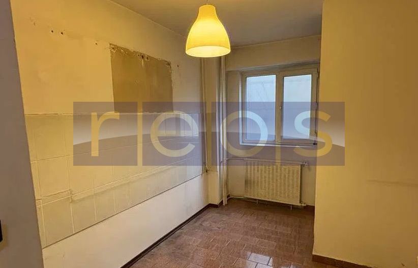 DE VANZARE APARTAMENT 2 CAMERE ZONA PANDURI  DECOMANDAT - Poză 4