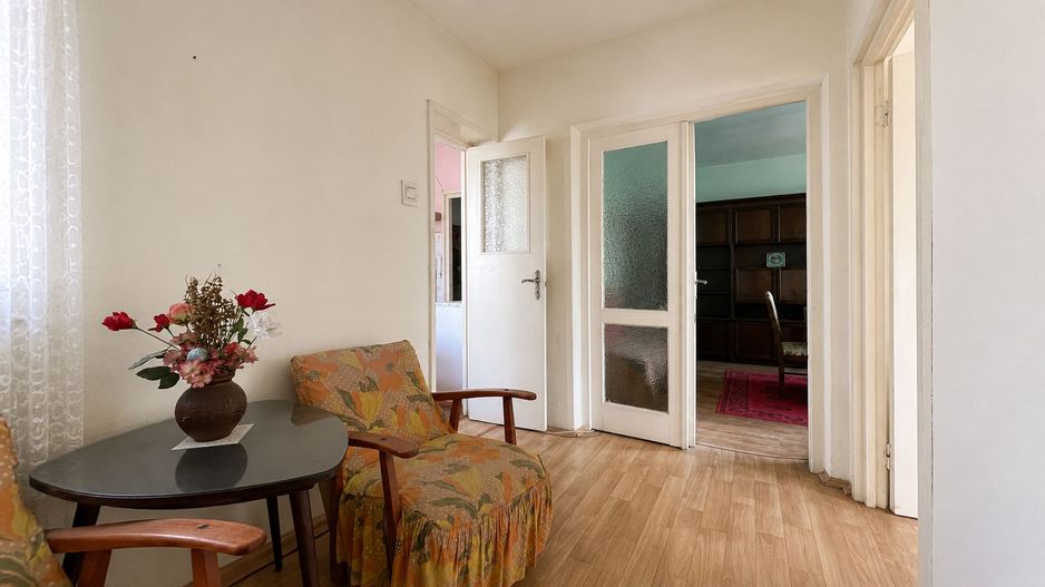 Apartament cu 3 camere, Rogerius, Etaj Intermediar - Poză 5