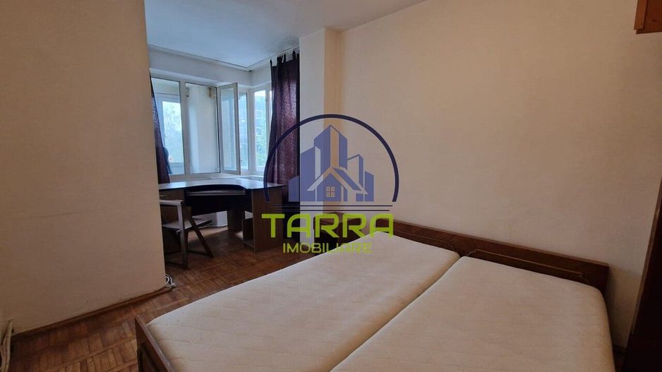 Apartament 3 camere de vazare in Alba Iulia zona Centru - Poză 11