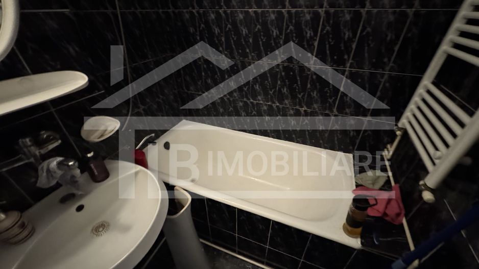 Apartament cu 3 camere,  decomandat, 54 mp, zona E-ON - Poză 12