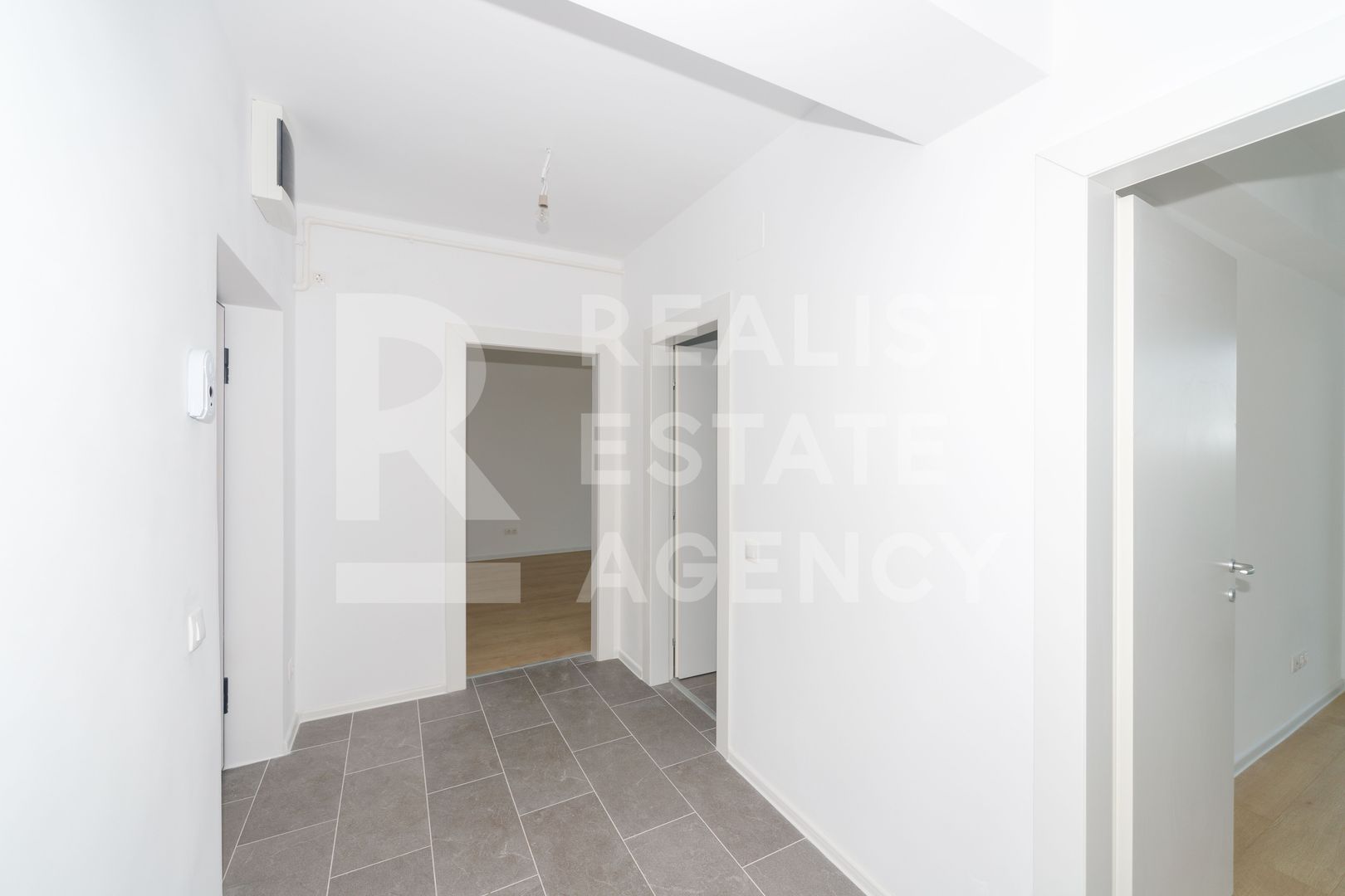 Vânzare, apartament cu 2 camere în zona Bucureștii Noi - Poză 3