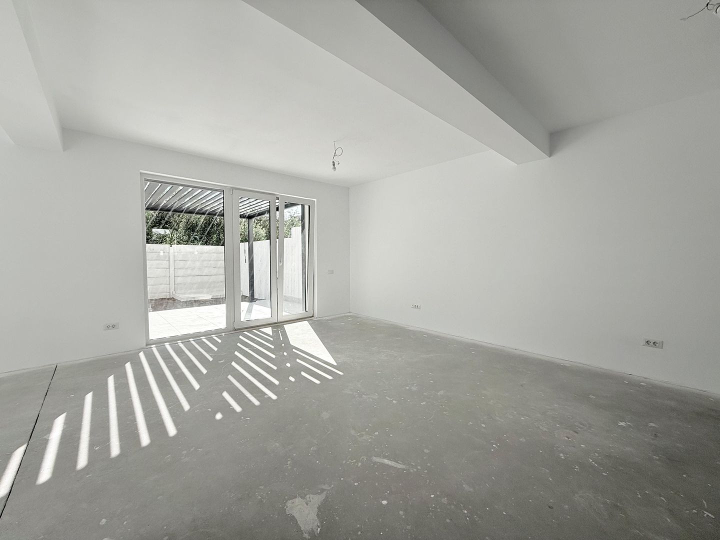 Vila tip duplex | 6 camere | 186mp utili | 2 locuri de parcare | Millo - Poză 2