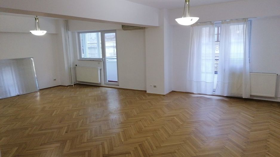 Apartament elegant I Piață Universitatii I 106 MP I 5 minute Metrou - Poză 1