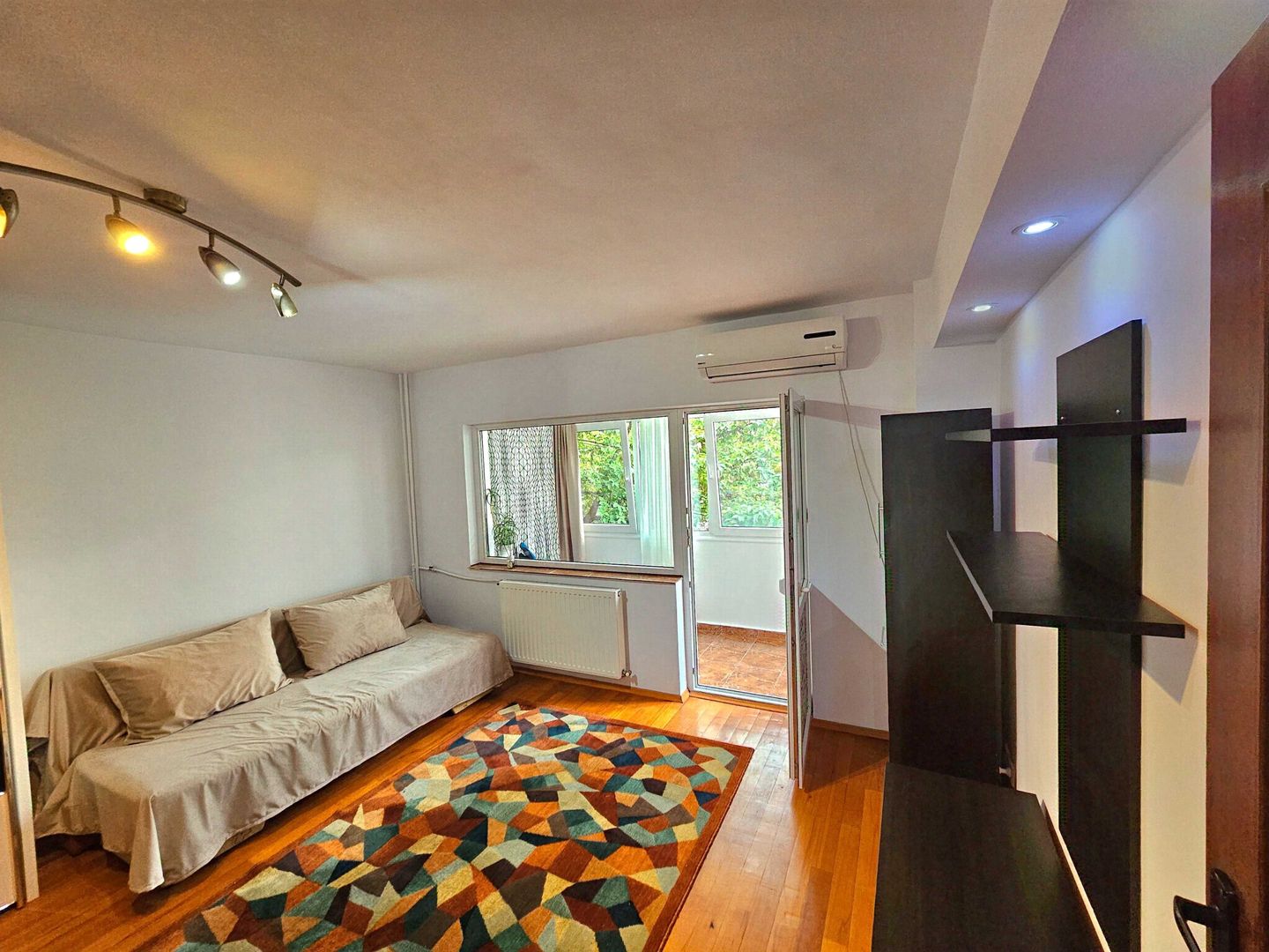 Inchiriere apartament 2 camere Lacul Tei - Poză 6