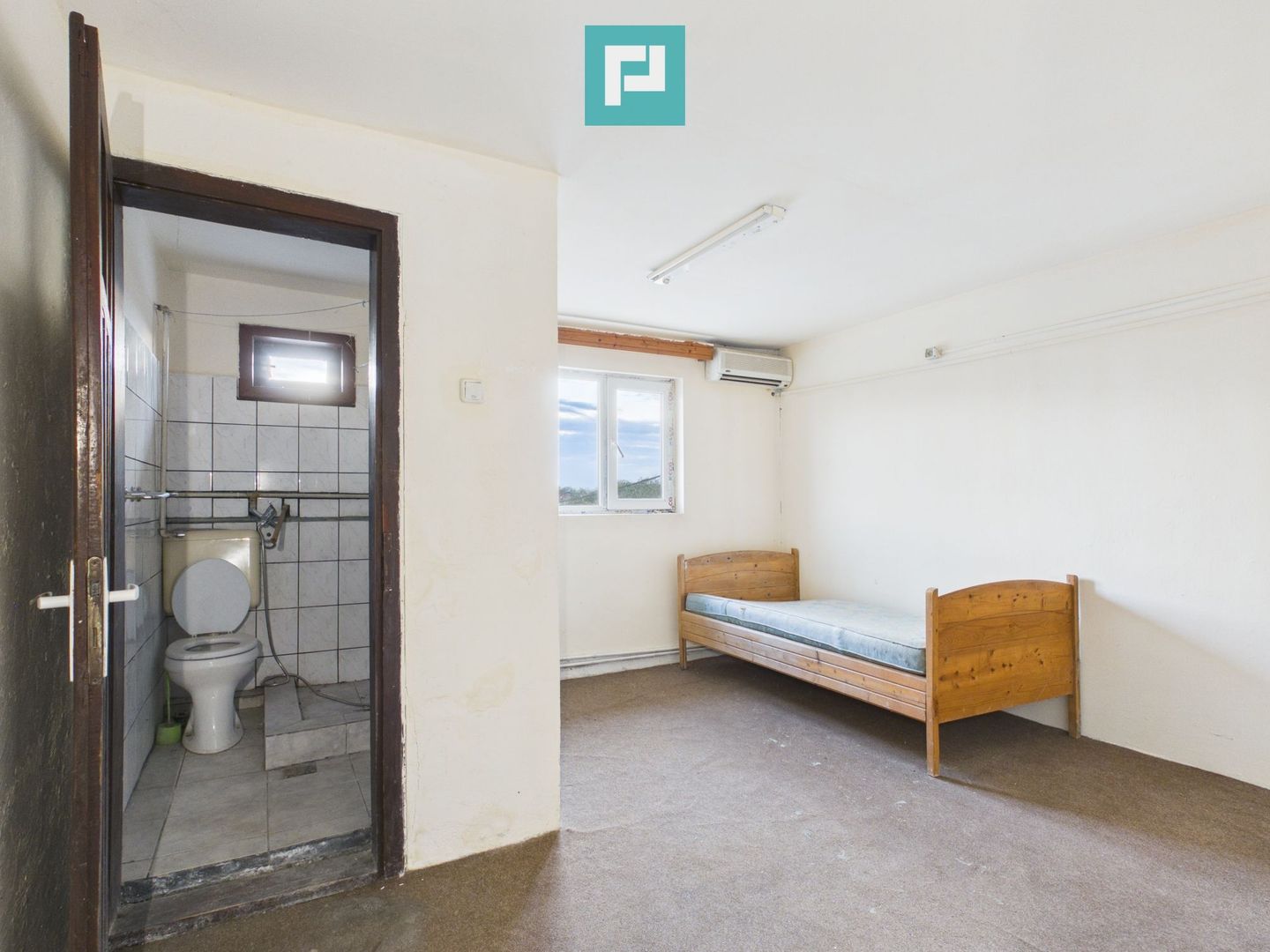 Proprietate impresionantă Sântana - 3500 mp utili - Poză 33