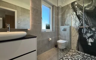 Prima inchiriere! Apartament modern, complet utilat, in Dumbravita - Poză 30