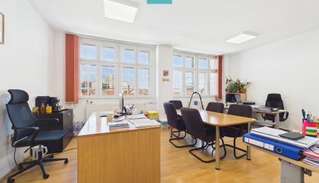 Spațiu de birouri în Piața Unirii!