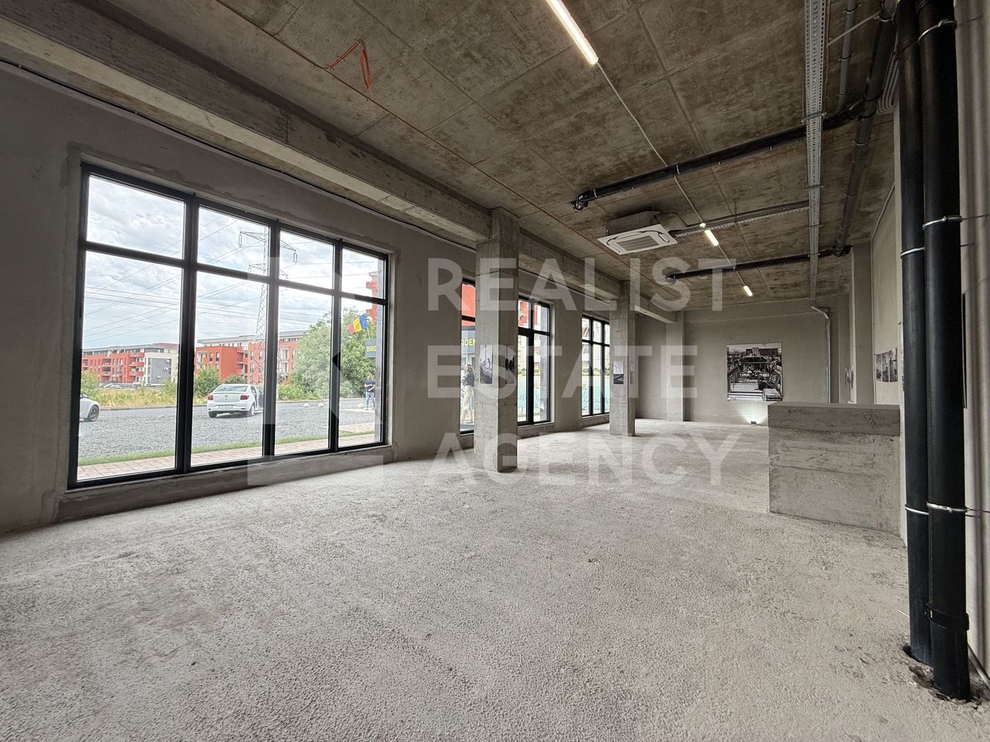 Vânzare, spațiu comercial, 295.22 mp, Torontal, Timișoara - Poză 1