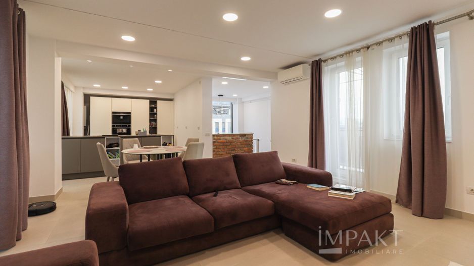 Penthouse dispus pe 2 niveluri in Dambul Rotund - Poză 1