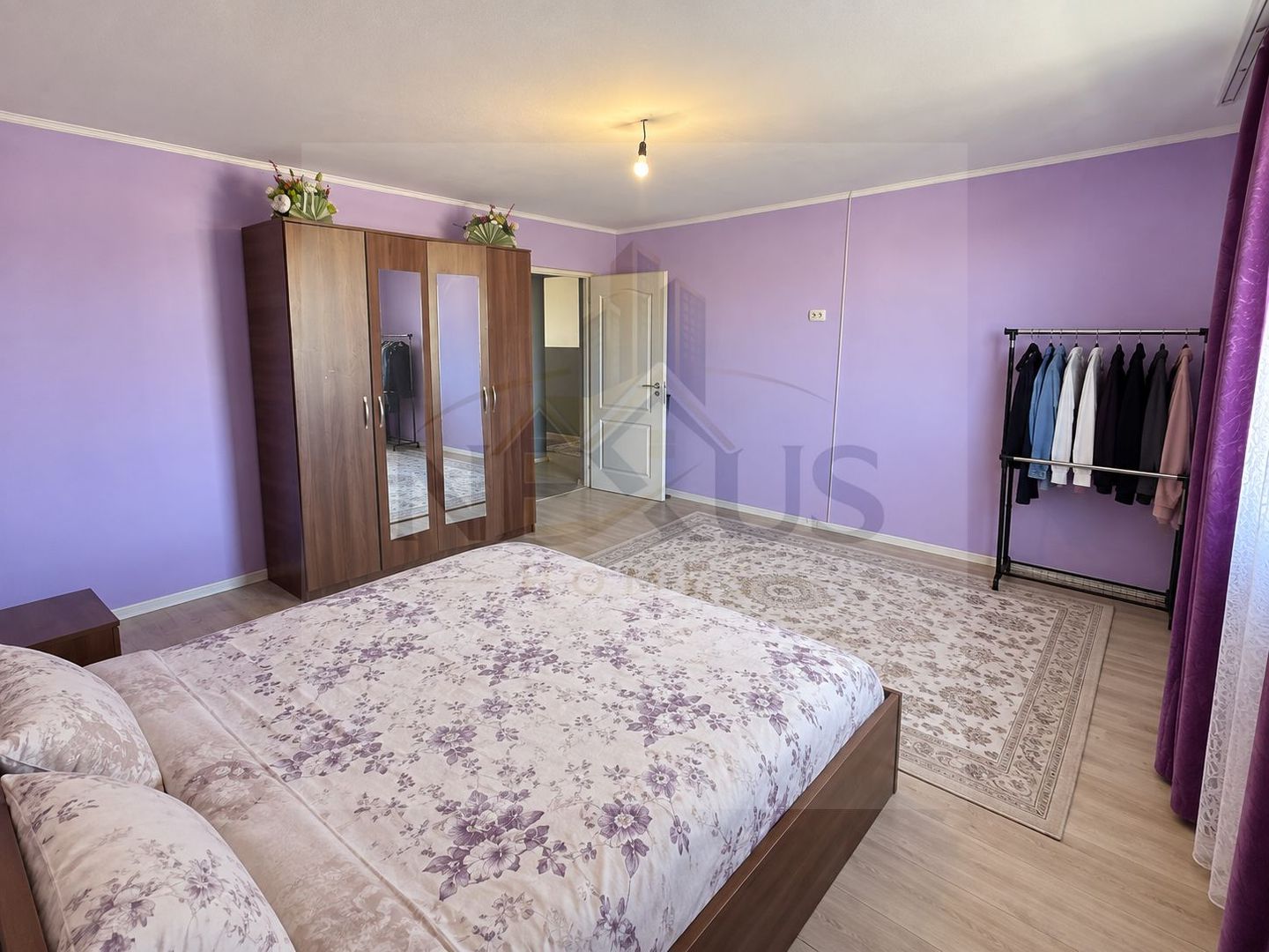Casa individuala - 211 mp utili - 6 cam - 4 bai - Necesita investitie - Poză 9