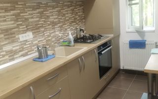 GARSONIERA - APARATORI, PET-FRIENDLY, BUCATARIE INCHISA, CENTRALA - Poză 1