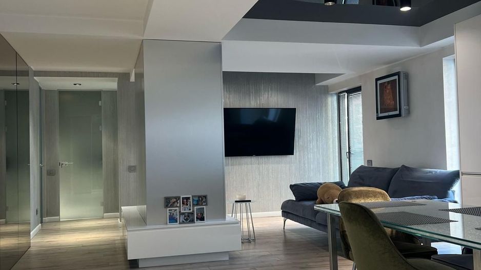 Apartament OTOPENI Central 3 camere LUX, parcare SUBTERANA - Poză 9