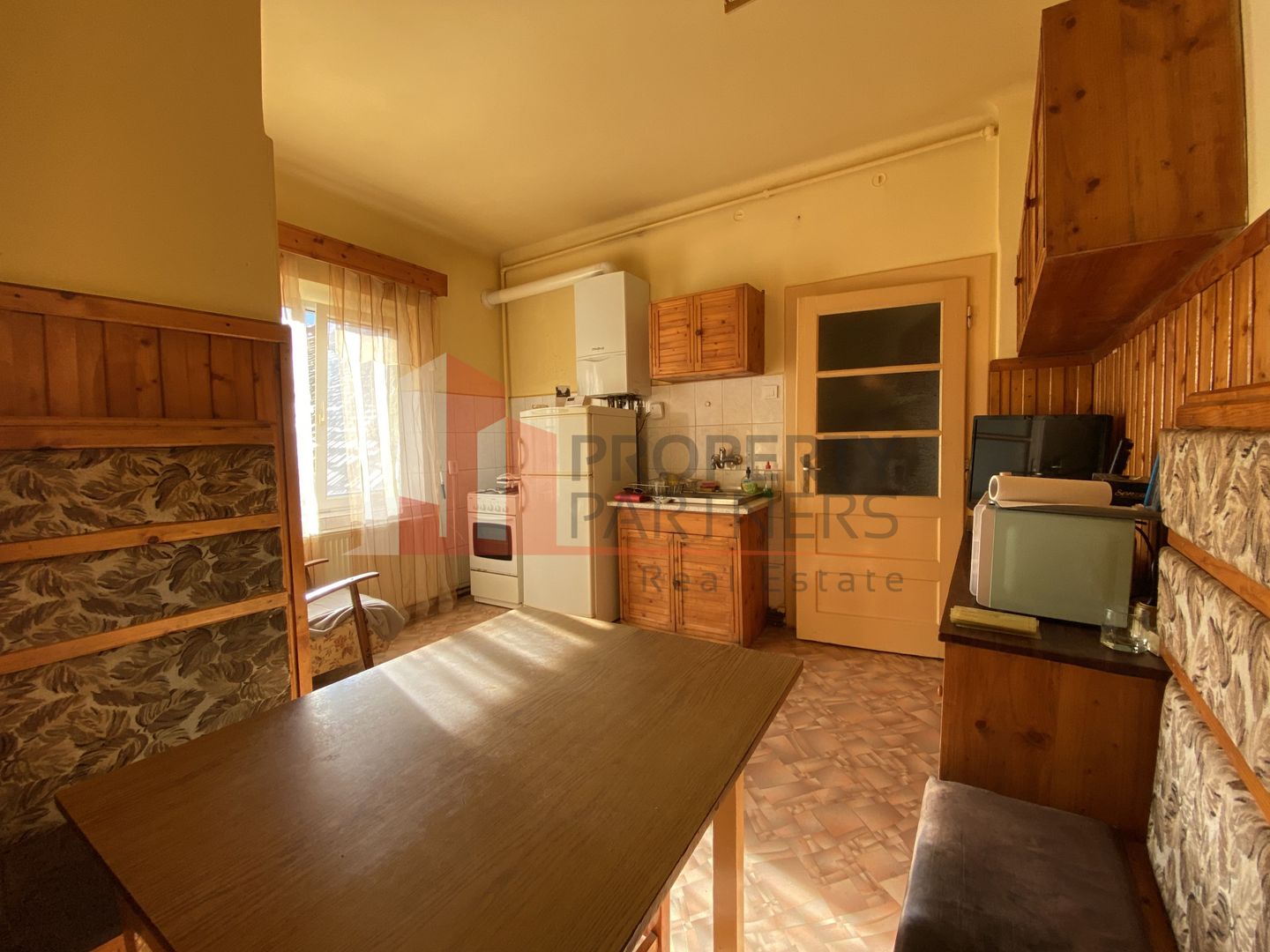 Apartament 2 camere Schei Langa Colegiul National Andrei Saguna - Poză 1