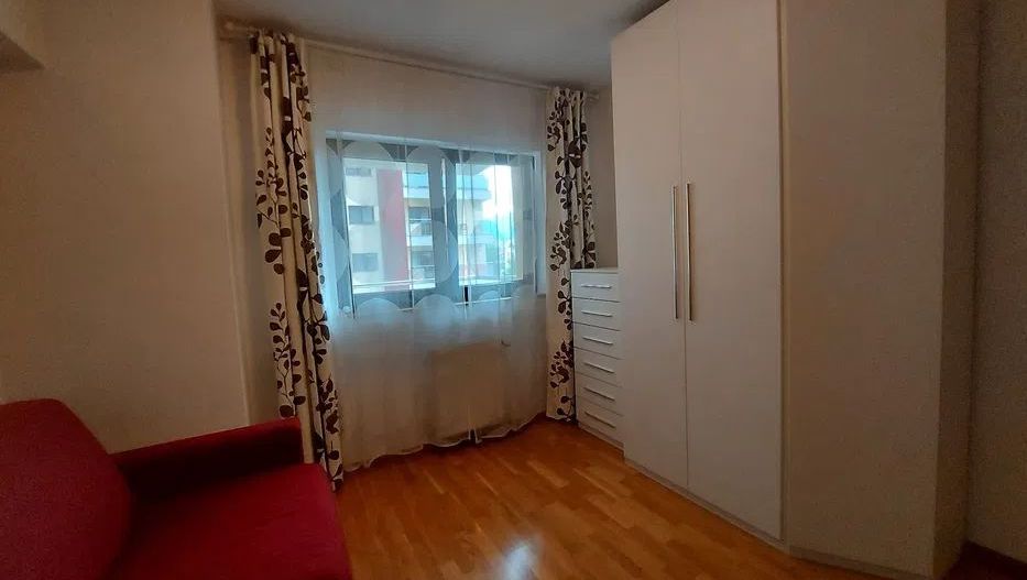 Zona judetean apartament cu 3 camere mobilat si utilat 550 euro - Poză 5
