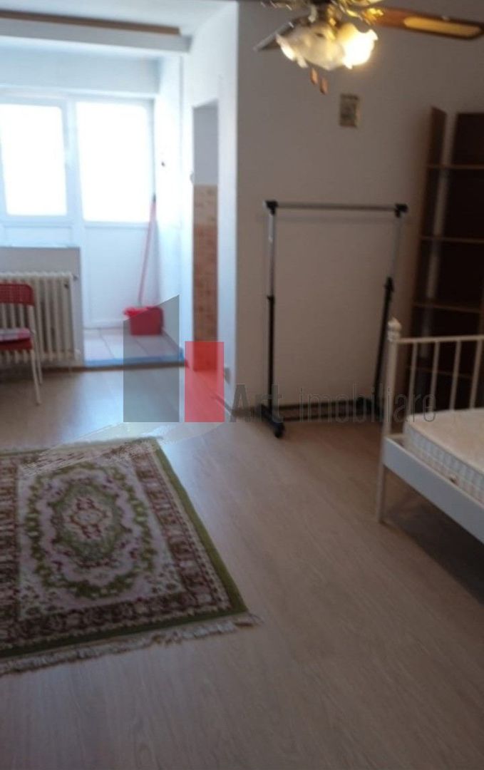 Garsoniera Drumul Taberei - Poză 1